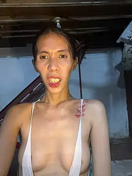 EMIRALDshemale webcam show