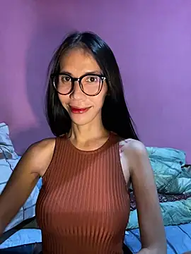 EMIRALDshemale Pertunjukan Webcam