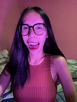 Webkamerová show EMIRALDshemale