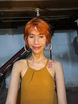EMIRALDshemale Webcamshow