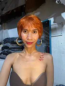 EMIRALDshemale's Webcam Show
