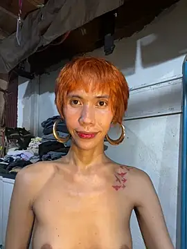 EMIRALDshemale Webcam show