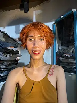 EMIRALDshemale's Webcam Show