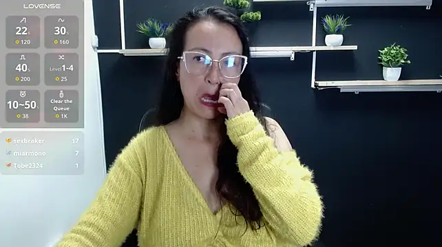 Lauryn_Jones Live XXX-Chat