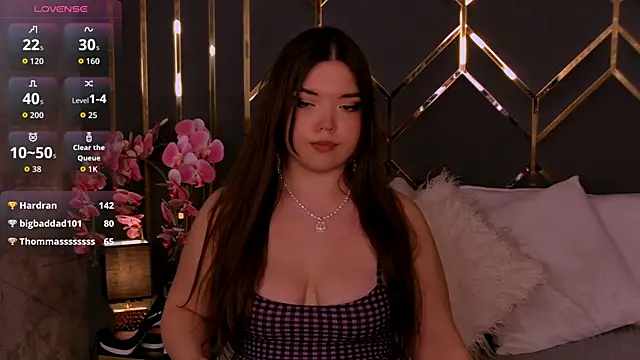 Živý XXX chat NaomiAster