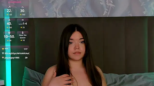 NaomiAster Adlı Modelin Canlı XXX Sohbeti