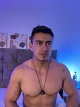 Chris_Clarck Show in webcam