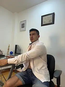 Chris_Clarck Adlı Modelin Web Kamerası Şovu