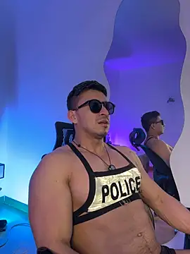 Pokazy przed kamerką – Chris_Clarck