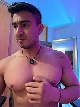 Chris_Clarck Show in webcam