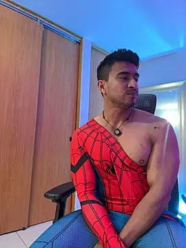 Chris_Clarck Show in webcam