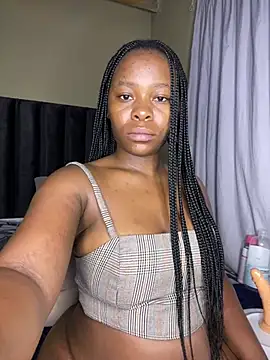 MiyaXo2 Webcamshow