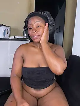 Chat XXX en directo de MiyaXo2
