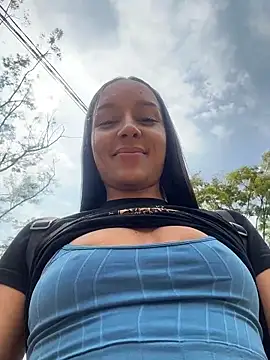 Pertunjukan Kamera Web Brunettecollins05