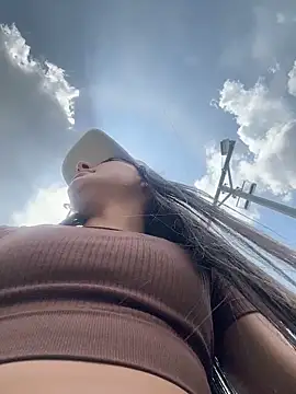 Brunettecollins05's Webcam Show