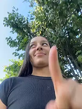 Brunettecollins05 网络视讯表演