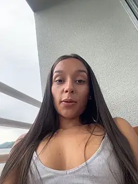 Brunettecollins05のウェブカメラショー