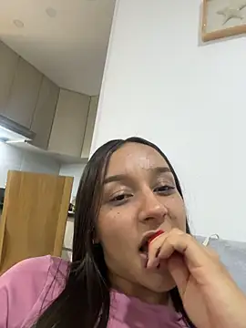 Webkamerová show Brunettecollins05