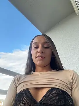 Webkamerová show Brunettecollins05