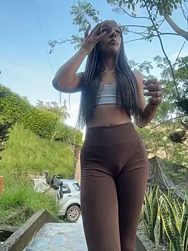 Brunettecollins05's Webcam Show