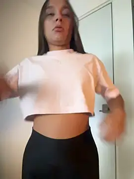 Brunettecollins05's Webcam Show