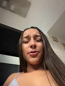 Brunettecollins05 – webcam-show