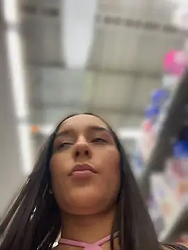 Brunettecollins05's Webcam Show