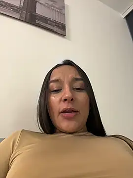 Brunettecollins05 网络视讯表演