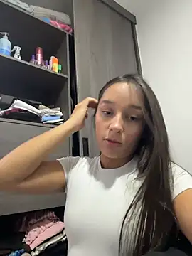 Brunettecollins05 ওয়েবক্যাম শো