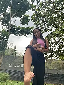 Show modela Brunettecollins05 na web-kameri