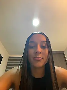 Brunettecollins05 웹캠 쇼