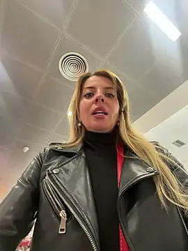 jordynjace Show in webcam