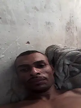 Show de m-a-g-n-a-t-a na webcam