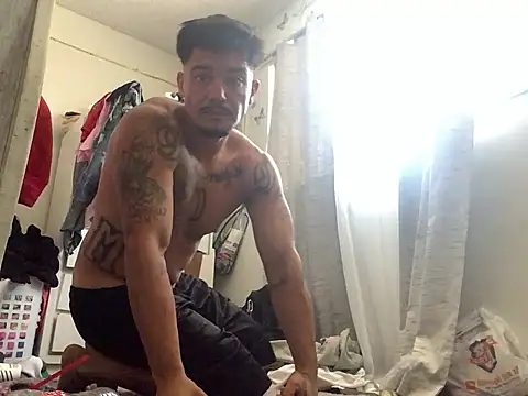 Asstray909 Webcamshow