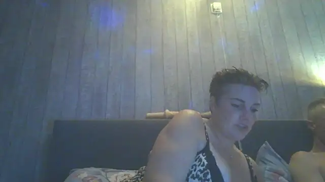 bicouple1992 webcam show
