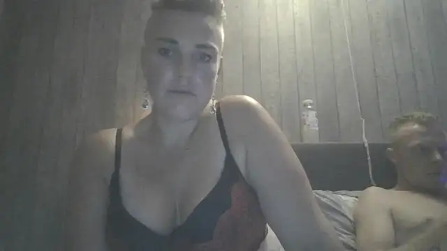 bicouple1992 webcam show