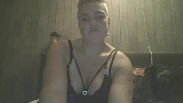 bicouple1992 Chat XXX live