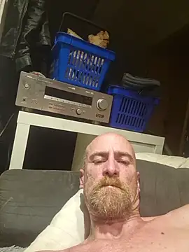 BassBitch webcam show