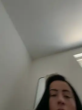 ElliemaiX Pertunjukan Webcam