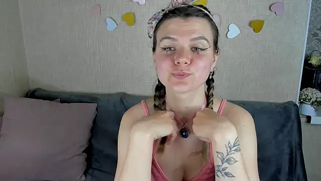 Zorianaa élő XXX-chatje
