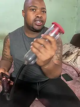 ChubbyBlackBoyza – webcam-show