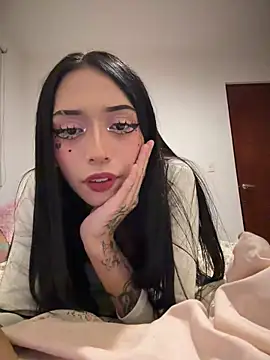 JIORYOvO Adlı Modelin Canlı XXX Sohbeti