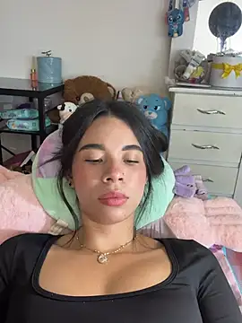 Czat XXX na żywo – Milleradhara24
