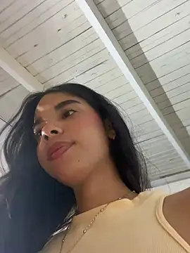 Milleradhara24's Live XXX Chat