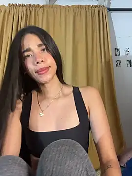 Milleradhara24 XXX чат на живо