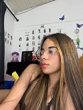 Milleradhara24 Chat XXX in diretta