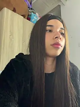 Milleradhara24's Webcam Show