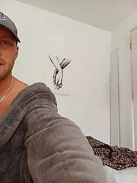 BigTla90 Show in webcam