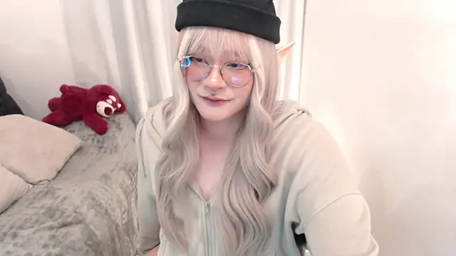 Show modela Omorimori na web-kameri