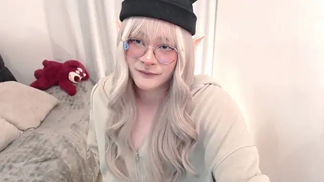 Show modela Omorimori na web-kameri